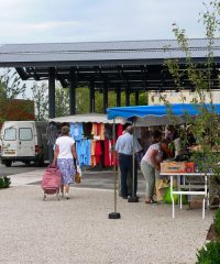 Marché Alimentaire et Produits Manufacturés