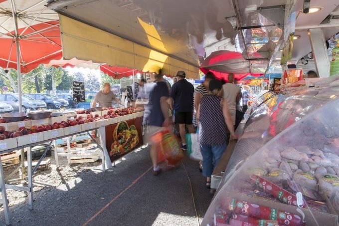 Marché hebdomadaire de Neuville-sur-Saône